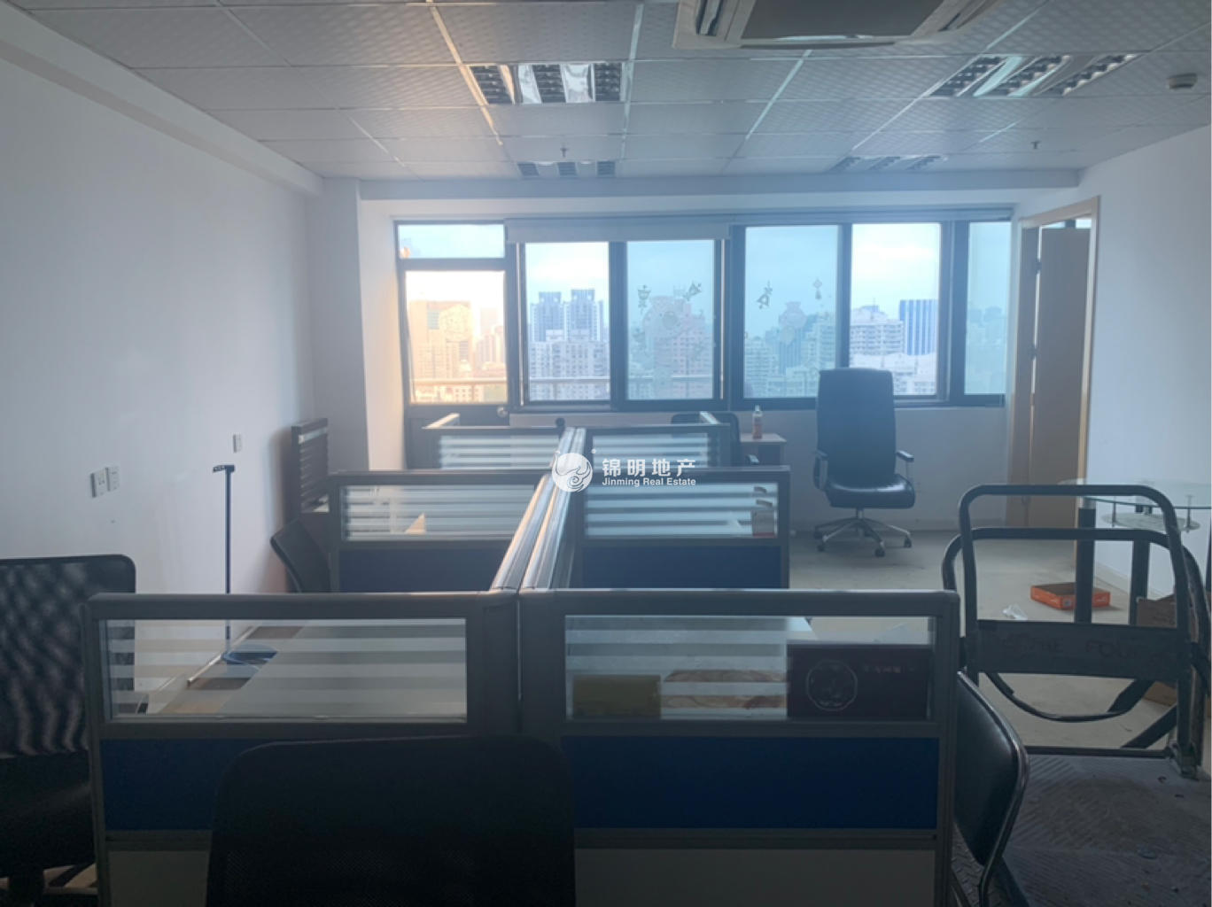 中山公园银统大厦110平米写字楼出租